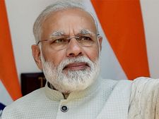 मोदी सरकार की बड़ी सफलता, निर्यात के मोर्चे पर तोड़ दिया रिकॉर्ड