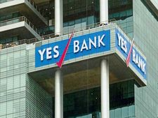 Yes Bank : कमाल की FD, अपने आप बदलेगी ब्याज दर