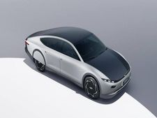 Solar Car : एक बार चार्ज करो और 7 महीने तक सफर करो, खर्चा हो जाएगा जीरो