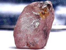 हो गया कमाल : इस देश में मिला 170 कैरेट का Diamond, 300 साल में सबसे बड़ा
