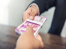 Jan Dhan Yojana : बिना बैलेंस के भी ले सकते हैं 10,000 रु, जानें तरीका