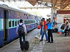 IRCTC : दिवाली के मौके पर लाई रामायण यात्रा, कम खर्च में कई धार्मिक स्थलों के दर्शन का मौका
