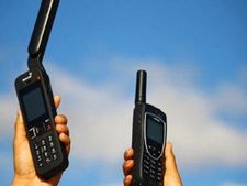 Satellite Phone: जानिए क्या होता है, भारत में कौन कर सकता है इस्तेमाल