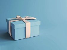 Financial Gifts : अपनी फैमिली को नए साल पर दें ये तोहफे, मिलेगी वित्तीय सुरक्षा