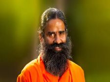 Baba Ramdev की कंपनी सहित 16 भारतीय कंपनियों को झटका, नेपाल ने किया ब्लैकलिस्ट