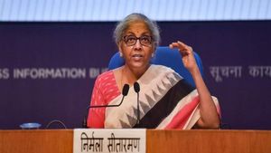 Budget के बाद वित्त मंत्री ने की प्रेस कॉन्फ्रेंस, ये रहीं मुख्य बातें