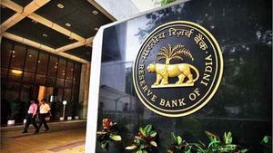 RBI Credit Policy: जानिए जानकारों की नजर में कैसी रही  