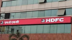 HDFC: 44 साल बाद शेयर बाजार से विदाई, जानिए क्या हुआ