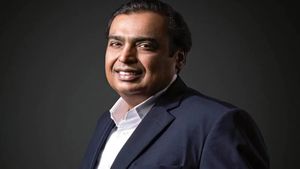 Mukesh Ambani पर बरस रही दौलत, बने दुनिया के 11वें सबसे अमीर    