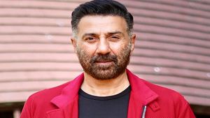 Sunny Deol :  जानिए कितनी है नेटवर्थ, एक फिल्म की कितनी लेते है फीस 