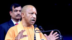 FDI : इस पॉलिसी के तहत यूपी सरकार ने नोएडा में दी 10 हेक्टेयर की पहली लैंड सब्सिडी