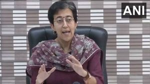 दिल्ली जल बोर्ड में पूर्णकालिक सदस्य की नियुक्ति में देरी पर सरकार सख्त, मंत्री आतिशी ने दिए कड़े निर्देश 