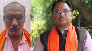 Chhattisgarh: सीएम विष्णुदेव साय की घोषणा से छाई खुशहाली, बोनस की राशि से पक्की छत बनाएंगे किसान अशोक कुमार 