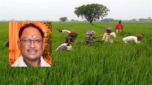  छत्तीसगढ़ के किसानों के लिए जरुरी अपडेट, एक दिन आगे बढ़ी फसल बीमा के आवेदन की समय सीमा  