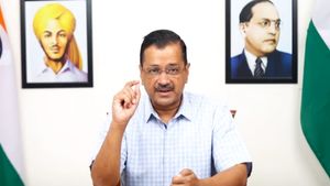 OPINION: दिल्ली सरकार की मुफ्त कोचिंग स्कीम, नए साल का तोहफा, संवरेगा युवाओं का भविष्य 