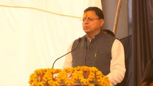 उत्तराखंड: पत्रकारों के आश्रितों को आर्थिक मदद करेगी धामी सरकार, पेंशन देने पर भी बनी सहमति