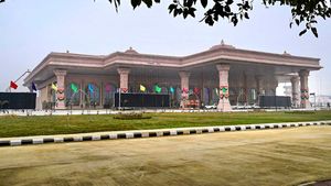 Maharishi Valmiki Airport: अयोध्या एयरपोर्ट टर्मिनल भवन 6500 वर्गमीटर, 10 लाख यात्रियों की क्षमता 