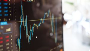 Aaj Ka Share Market: एनईसीसी सहित इन कंपनियों के शेयरों पर रखें नजर