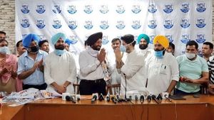 पंजाब: 'CM मान चला रहे कई विकास परियोजनाएं', मंत्री बलकार सिंह ने समय पर पूरा करने के दिए निर्देश