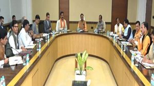 छत्तीसगढ़ में अब नहीं खुलेगी नई शराब की दुकान, विष्णुदेव कैबिनेट की बैठक में लिया गया बड़ा फैसला