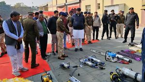 हरियाणा: खट्टर सरकार राज्‍य में बनवाने जा रही इंटर स्‍टेट फायर ट्रेनिंग सेंटर, डिप्‍टी सीएम ने दी जानकारी 