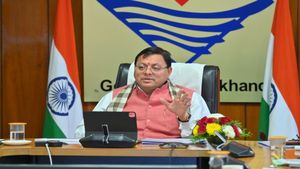 Uttarakhand News: सीएम धामी ने ली उद्योग विभाग की समीक्षा बैठक, 200 करोड़ की लागत बनेगी फ्लेटेड फैक्ट्री