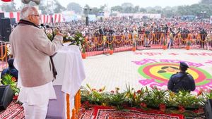 Haryana News: सीएम खट्टर ने किया 2024 करोड़ की योजनाओं का शिलान्यास और उद्घाटन, जानिए क्या बोले मुख्यमंत्री