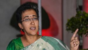 दिल्ली में कड़ाके सर्दियों के बीच भी पढ़ाई नहीं होगी बाधित, जानिए क्या है दिल्ली के सरकार का खास प्लान 