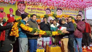 Haryana News: डिप्टी सीएम दुष्यंत चौटाला टोहाना का दौरा, 174 करोड़ 61 लाख के विकास कार्यों की दी सौगात 