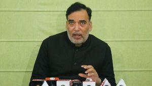 दिल्‍ली पर्यावरण मंत्री ने स्‍मॉग टावर के कर्मचारियों का बकाया वेतन 24 घंटे में  जारी करने का दिया आदेश 