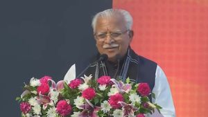 हरियाणा: CM खट्टर ने NRI को निवेश के लिए किया आमंत्रित, दिया पूर्ण समर्थन का आश्वासन