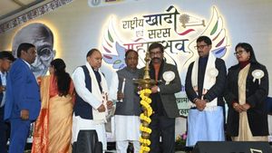 झारखंड: गरीब और कच्चे घरों में रहने वाले नहीं रहेंगे बेघर, हेमंत सोरेन सरकार दे रही मुफ्त आवास 