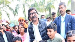 हेमंत सोरेन सरकार ने पाकुड़ जिले को एक साथ तीन बाईपास सड़कों की दी मंजूरी 