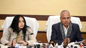   झारखंड की अबुआ आवास योजना का सफल क्रियांवयन, मिले 31 लाख आवेदन, 29.97 लाख का हुआ सत्यापन 