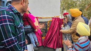 पंजाब: AAP MLA नरिंदर कौर भराज ने 50.28 लाख की लागत से जल आपूर्ति परियोजना का किया उद्घाटन