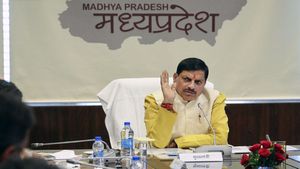 मध्य प्रदेश: MMSKY के तहत 8 करोड़ 70 लाख की राशि जारी, मंत्री टेटवाल बोले- युवाओं की दक्षता बढ़ाने का प्रयास 