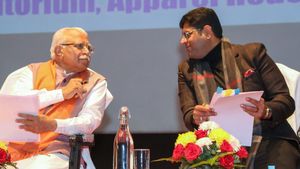 हरियाणा: सीएम खट्टर की नीतियों का असर, चिप्स उत्पादन के लिए लगेगा मेगा प्लांट, 600 करोड़ का होगा निवेश