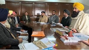 पंजाब: कृषि मंत्री ने अधिकारियों को किसान के खातों में 1 करोड़ से अधिक रुपये हस्तांतरित करने के दिए निर्देश 