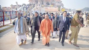 UP News: सीएम योगी के नेतृत्व में बच्चों को मिल रही बेहतर शिक्षा, पीएम श्री योजना के लिए 1753 स्कूलों का चयन