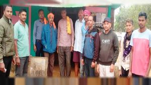 Chhattisgarh: सीएम विष्णुदेव ने किसानों की पूरी की मांग,आमाबेड़ा खरीदी केन्द्र में धान बेचने में हो रही आसानी