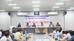 Chhattisgarh: कोंडागांव DMF के संबंध में बैठक, विकास कार्यों के लिए 38.60 करोड़ रुपए का अनुमोदन 