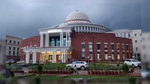 झारखंड विधानसभा का बजट सत्र, वित्त मंत्री रामेश्वर उरांव ने पेश किया 4981 करोड़ रुपये का अनुपूरक बजट 