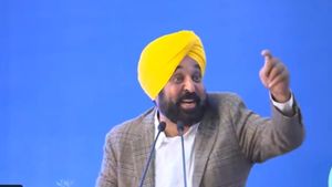 पंजाब में मान सरकार पहुंचा रही 90 फीसदी घरों में मुफ्त बिजली