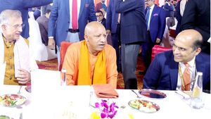 उत्तर प्रदेश में लड़की उद्योग में रिकॉर्ड 1000 करोड़ का निवेश 