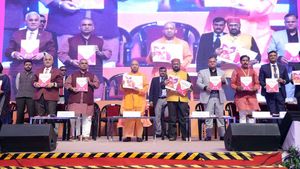 उत्तर प्रदेश डाटा सेंटर का हब बनने जा रहा है: योगी आदित्यनाथ