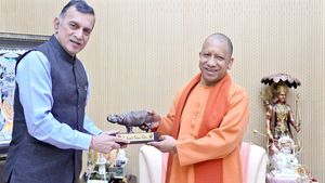 उत्तर प्रदेश में अगले तीन साल में होगा 3000 करोड़ का डिफेंस निवेश