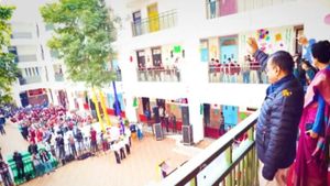 दिल्‍ली के इस सरकारी स्‍कूल में प्राइवेट स्कूल से कहीं ज्यादा हैं सुविधाएं, दी जाएगी वर्ल्ड-क्लास एजुकेशन 