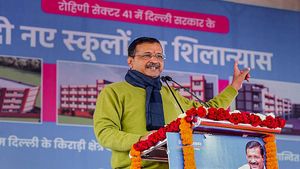 दिल्ली सरकार केंद्र के मुकाबले शिक्षा और स्वास्थ्य पर कितना करती है खर्च? सीएम केजरीवाल ने बताया 