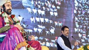 महाराष्‍ट्र: पुणे बनेगा भविष्य का शहर! डिप्‍टी सीएम फडणवीस ने विभिन्न विकास संबंधी कार्यों का किया भूमि-पूजन 