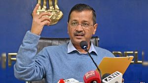 Power Subsidy: दिल्ली में फ्री बिजली के लिए इस बार फॉर्म भरने का झंझट नहीं! मिलता रहेगा लाभ